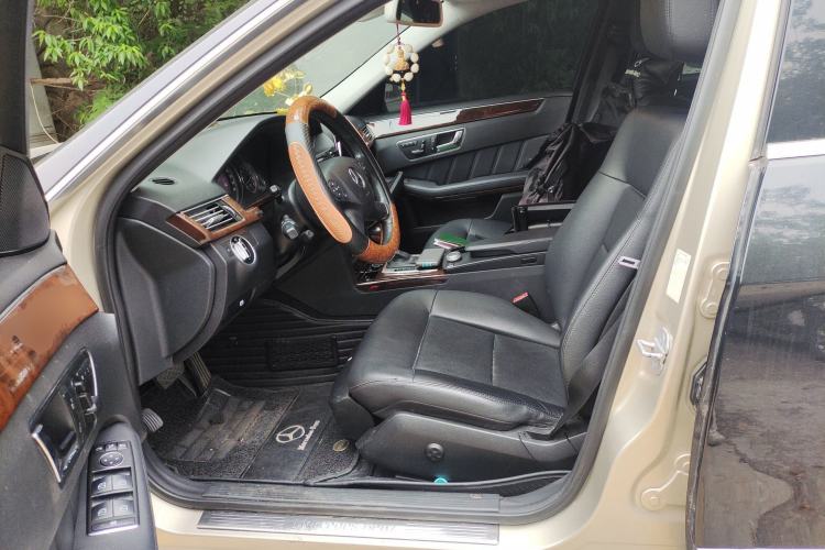 Used Mercedes-Benz E-Class 2010 E 260 L CGI Elegant Model Left Front Seat