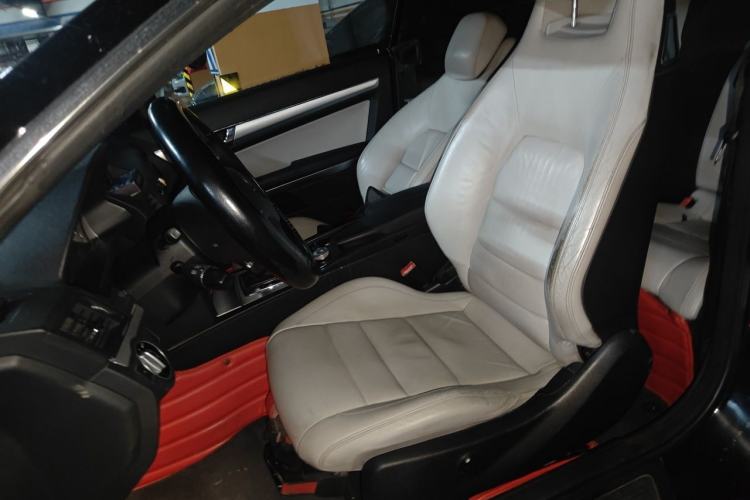 Used Mercedes-Benz E-Class 2010 E 260 CGI Coupe Left Front Seat