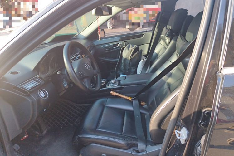 Used Mercedes-Benz E-Class 2010 E 300 L Fashion Model Left Front Seat