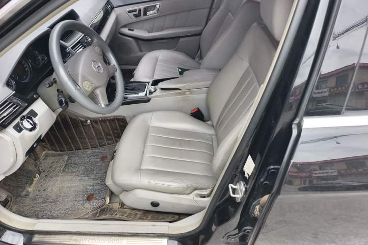 Used Mercedes-Benz E-Class 2010 E 200 CGI Elegant Model Left Front Seat