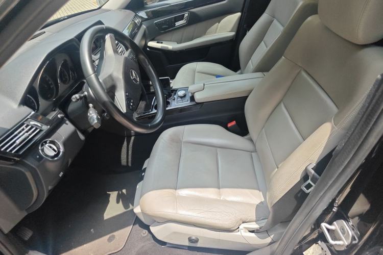 Used Mercedes-Benz E-Class 2010 E 300 L Fashion Model Left Front Seat