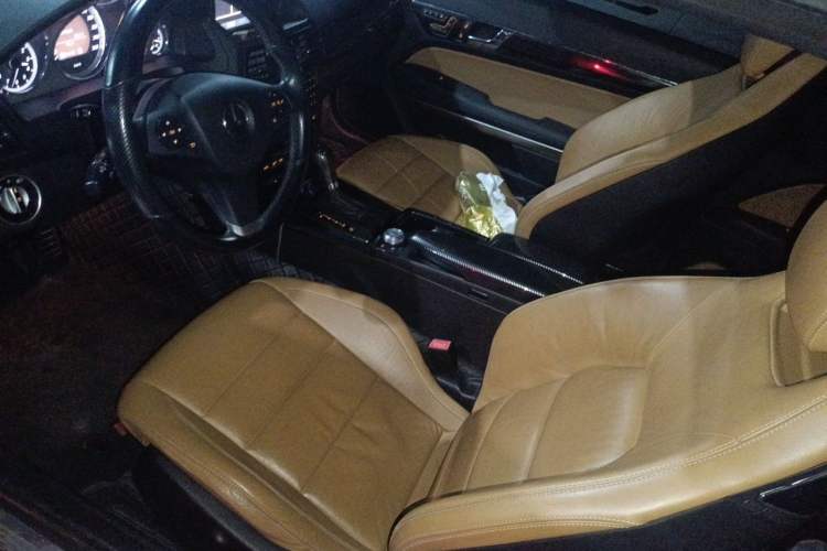 Used Mercedes-Benz E-Class 2010 E 260 CGI Coupe Left Front Seat