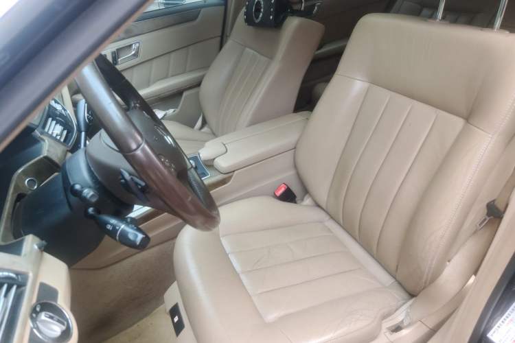 Used Mercedes-Benz E-Class 2010 E 300 Elegant Luxury Edition Left Front Seat