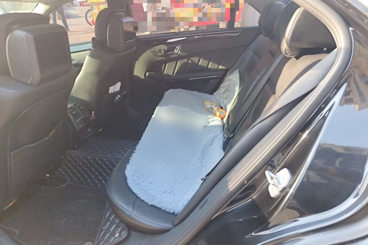 Used Mercedes-Benz E-Class 2010 E 300 L Fashion Model Left Rear Seat