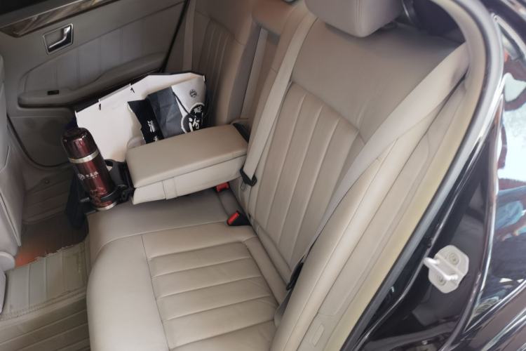 Used Mercedes-Benz E-Class 2010 E 200 CGI Elegant Model Left Rear Seat