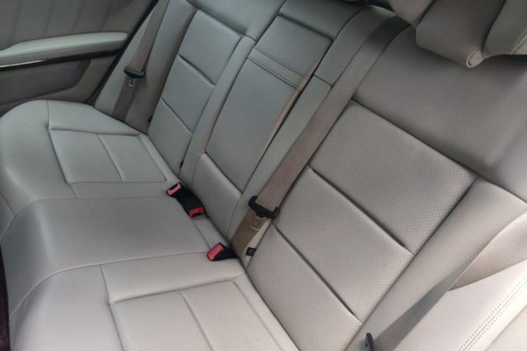 Used Mercedes-Benz E-Class 2010 E 260 L CGI Elegant Model Left Rear Seat