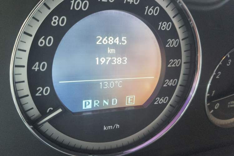 Used Mercedes-Benz E-Class 2010 E 200 CGI Elegant Model Odometer Close Up
