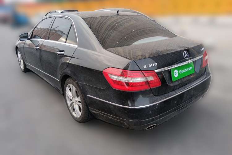 Used Mercedes-Benz E-Class 2010 E 300 Fashion Luxury Edition Rear Left 45 Deg