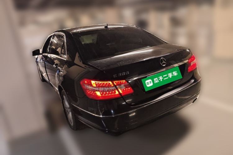 Used Mercedes-Benz E-Class 2010 E 300 L Fashion Model Rear Left 45 Deg