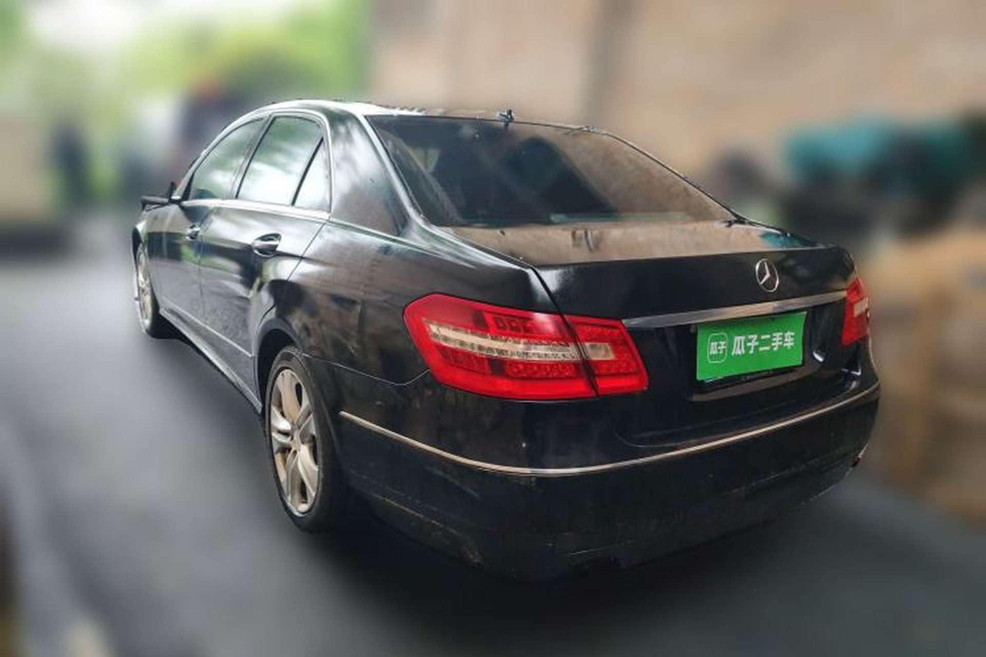 Used Mercedes-Benz E-Class 2010 E 300 Fashion Luxury Edition Rear Left 45 Deg