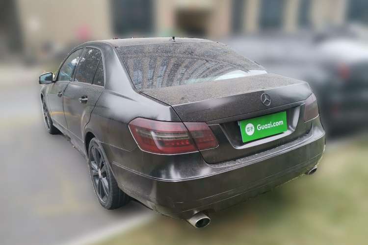 Used Mercedes-Benz E-Class 2010 E 260 CGI Fashion Model Rear Left 45 Deg