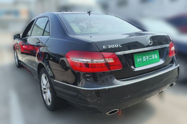 Used Mercedes-Benz E-Class 2010 E 300 L Fashion Model Rear Left 45 Deg