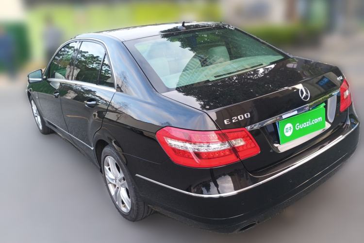 Used Mercedes-Benz E-Class 2010 E 200 CGI Elegant Model Rear Left 45 Deg