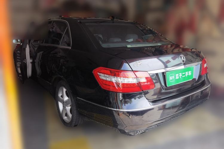 Used Mercedes-Benz E-Class 2010 E 200 CGI Elegant Model Rear Left 45 Deg