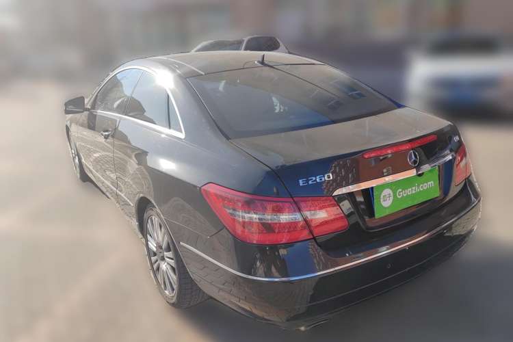 Used Mercedes-Benz E-Class 2010 E 260 CGI Coupe Rear Left 45 Deg