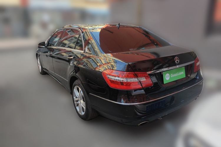 Used Mercedes-Benz E-Class 2010 E 300 L Fashion Model Rear Left 45 Deg