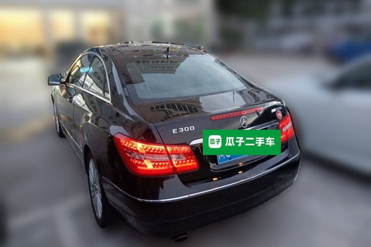 Used Mercedes-Benz E-Class 2010 E 260 CGI Coupe Rear Left 45 Deg