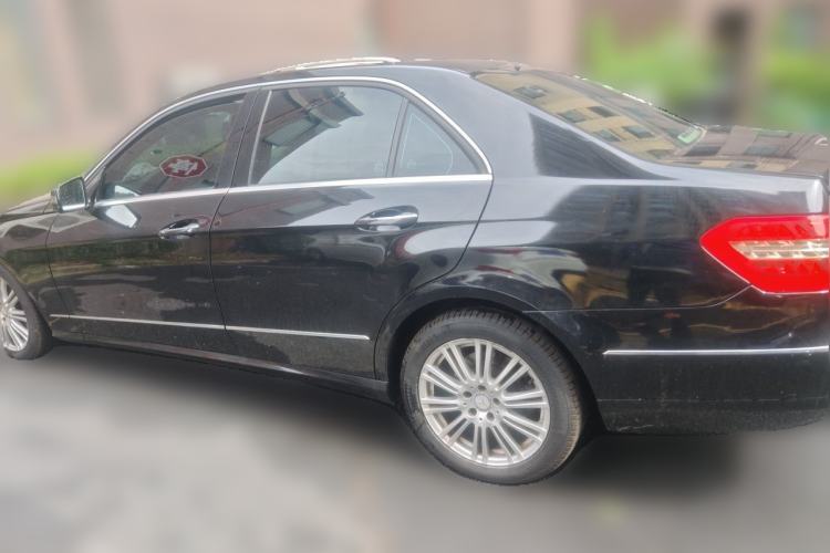 Used Mercedes-Benz E-Class 2010 E 300 Elegant Luxury Edition Rear Left 45 Deg