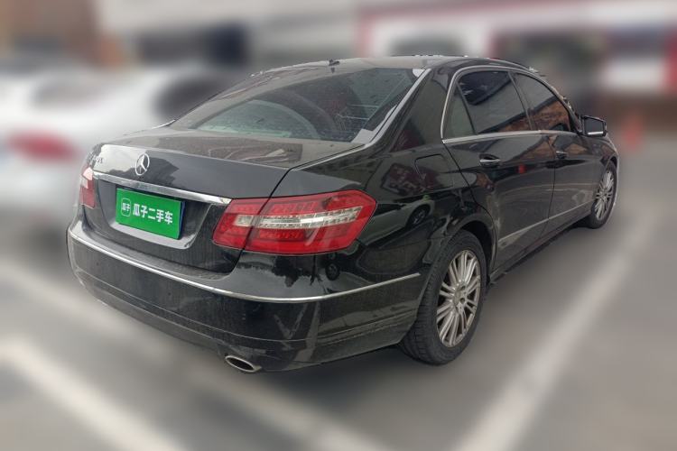 Used Mercedes-Benz E-Class 2010 E 300 L Fashion Model Rear Right 45 Deg
