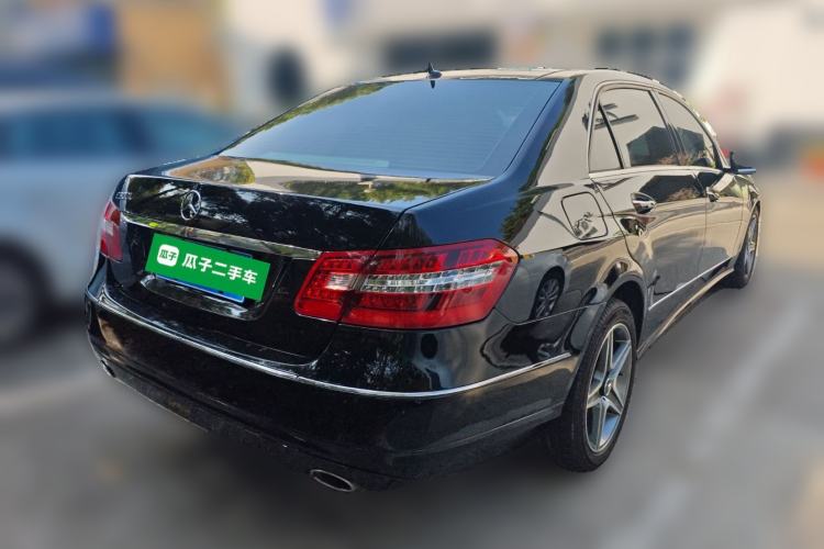 Used Mercedes-Benz E-Class 2010 E 300 L Fashion Model Rear Right 45 Deg