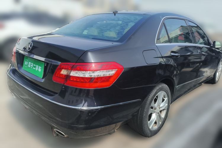 Used Mercedes-Benz E-Class 2010 E 300 L Fashion Model Rear Right 45 Deg