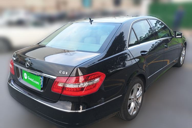 Used Mercedes-Benz E-Class 2010 E 200 CGI Elegant Model Rear Right 45 Deg