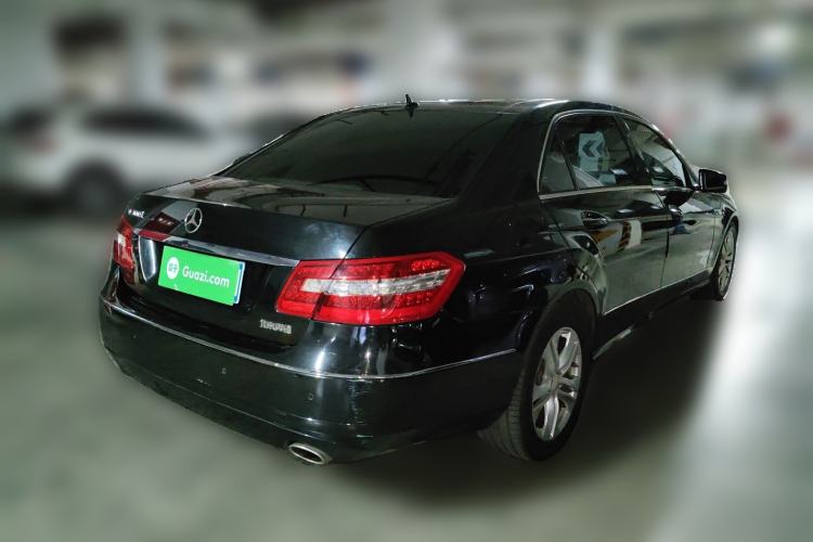 Used Mercedes-Benz E-Class 2010 E 300 L Fashion Model Rear Right 45 Deg