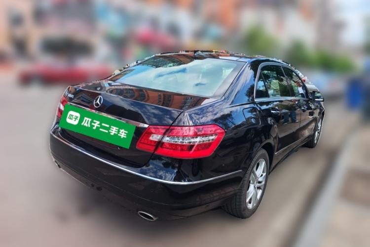 Used Mercedes-Benz E-Class 2010 E 300 L Fashion Model Rear Right 45 Deg