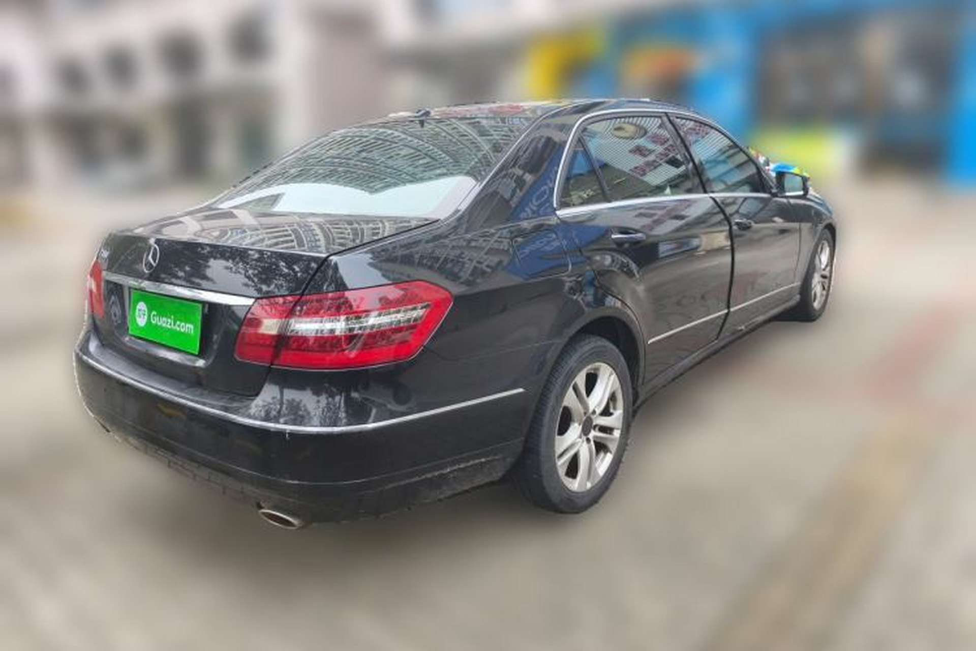 Used Mercedes-Benz E-Class 2010 E 300 L Fashion Model Rear Right 45 Deg