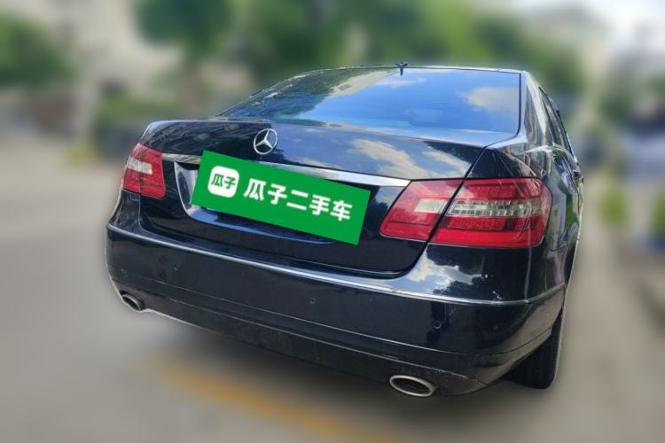 Used Mercedes-Benz E-Class 2010 E 300 L Fashion Model Rear Right 45 Deg