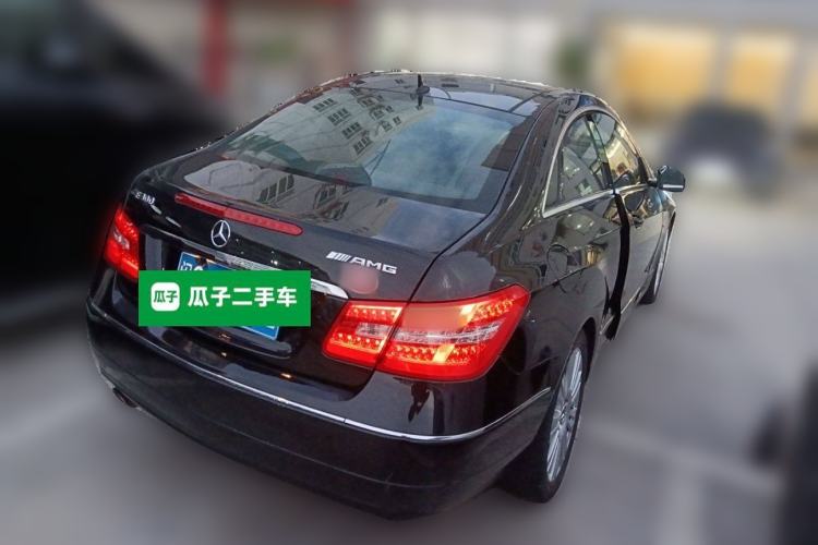 Used Mercedes-Benz E-Class 2010 E 260 CGI Coupe Rear Right 45 Deg