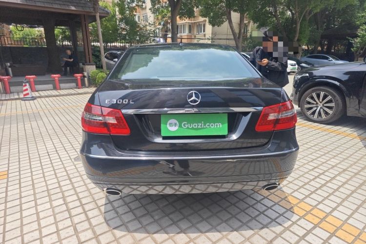 Used Mercedes-Benz E-Class 2010 E 300 L Fashion Model Rear