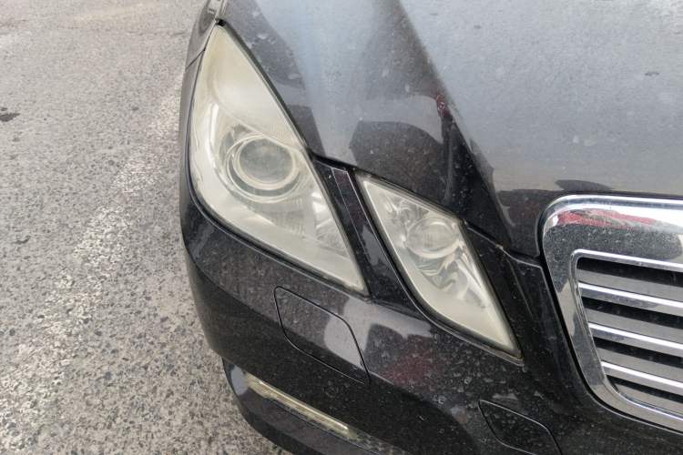 Used Mercedes-Benz E-Class 2010 E 300 Fashion Luxury Edition Right Front Headlight