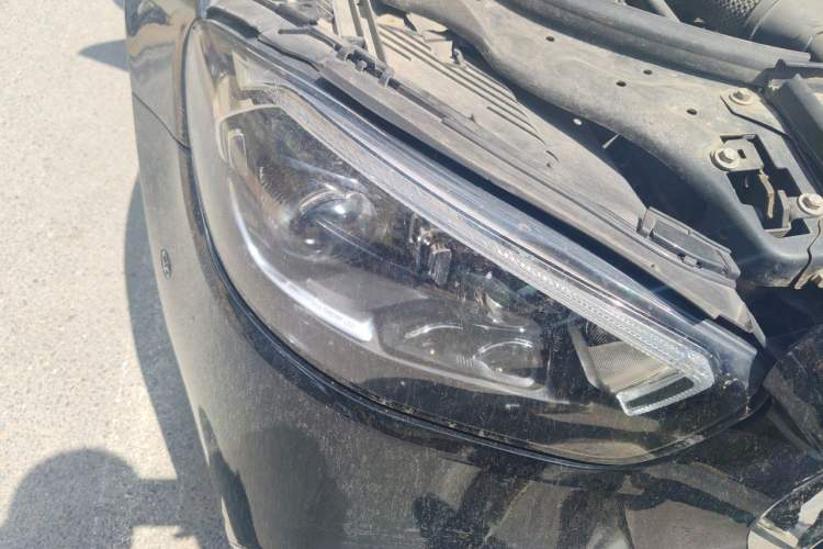 Used Mercedes-Benz E-Class 2010 E 300 L Fashion Model Right Front Headlight