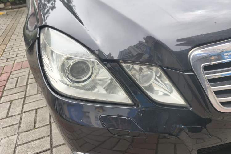Used Mercedes-Benz E-Class 2010 E 300 L Fashion Model Right Front Headlight