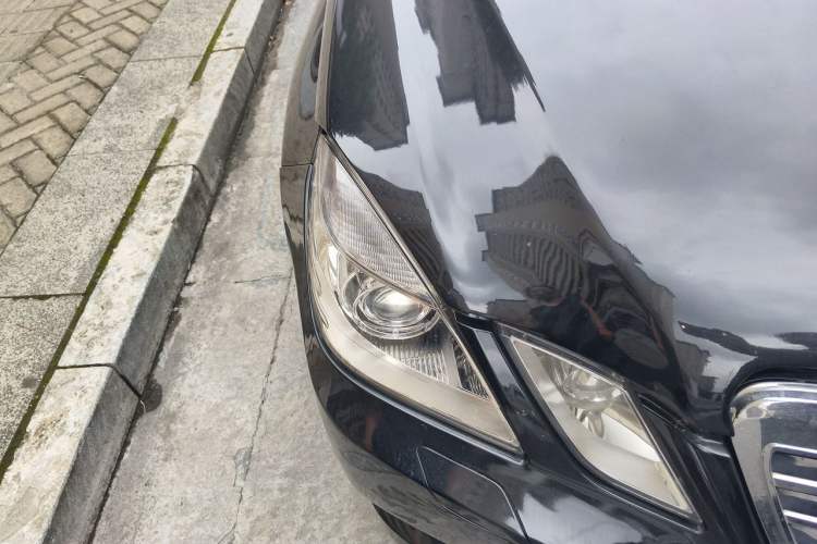 Used Mercedes-Benz E-Class 2010 E 300 Elegant Luxury Edition Right Front Headlight