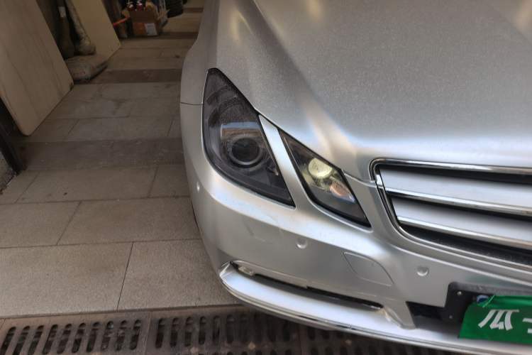 Used Mercedes-Benz E-Class 2010 E 260 CGI Coupe Right Front Headlight