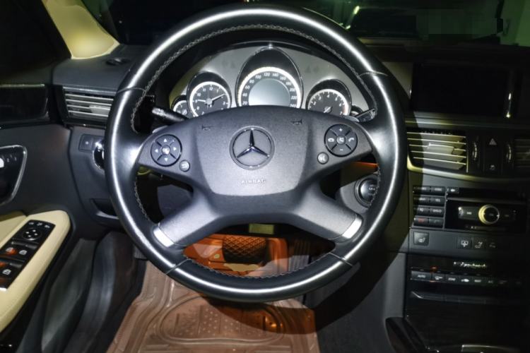 Used Mercedes-Benz E-Class 2010 E 300 L Fashion Model Steering Wheel