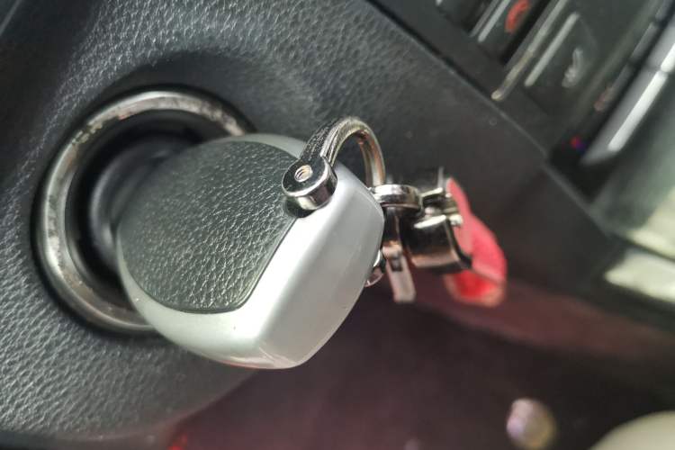 Used Mercedes-Benz E-Class 2010 E 260 CGI Fashion Model Vehicle Key