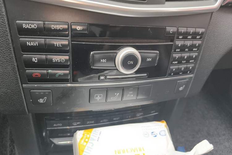 Used Mercedes-Benz E-Class 2010 E 300 Elegant Luxury Edition Vehicle Key