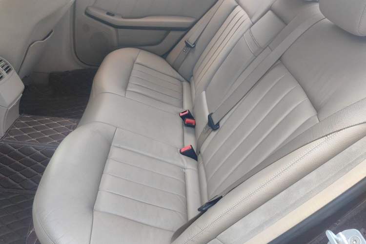 Used Mercedes-Benz E-Class 2010 E 200 CGI Elegant Model Left Rear Seat