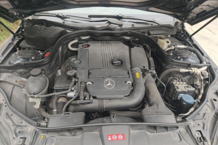 Used Mercedes-Benz E-Class 2010 E 200 CGI Elegant Model Engine Bay