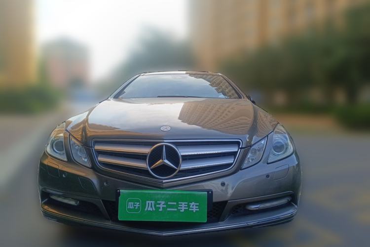 Used Mercedes-Benz E-Class 2010 E 260 CGI Coupe Front
