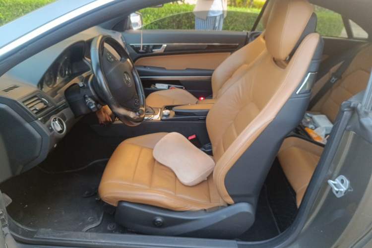Used Mercedes-Benz E-Class 2010 E 260 CGI Coupe Left Front Seat
