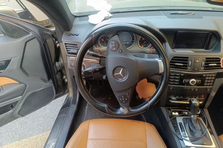 Used Mercedes-Benz E-Class 2010 E 260 CGI Coupe Steering Wheel