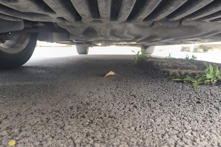 Used Mercedes-Benz E-Class 2010 E 300 L Fashion Model Chassis Front