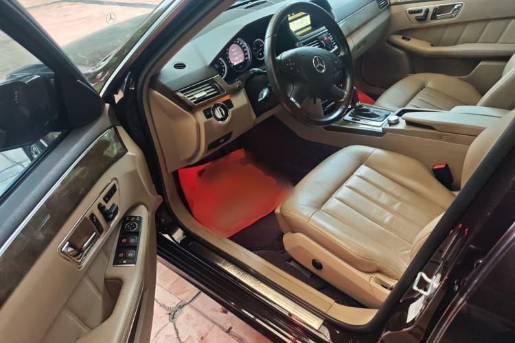 Used Mercedes-Benz E-Class 2010 E 200 CGI Elegant Model Driver Seat