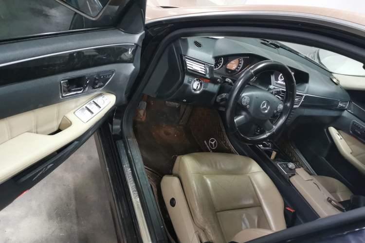Used Mercedes-Benz E-Class 2010 E 300 L Fashion Model Driver Seat