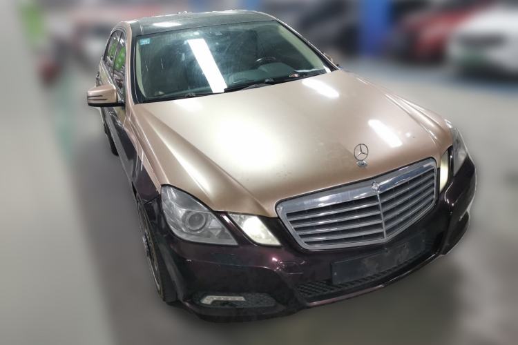Used Mercedes-Benz E-Class 2010 E 300 L Fashion Model Front Right 45 Deg