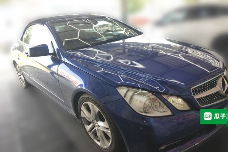 Used Mercedes-Benz E-Class 2010 E 260 CGI Convertible Front Right 45 Deg